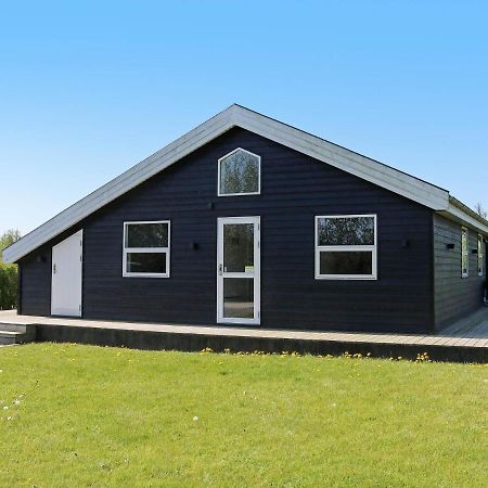 8 Person Holiday Home In Hadsund エクステリア 写真