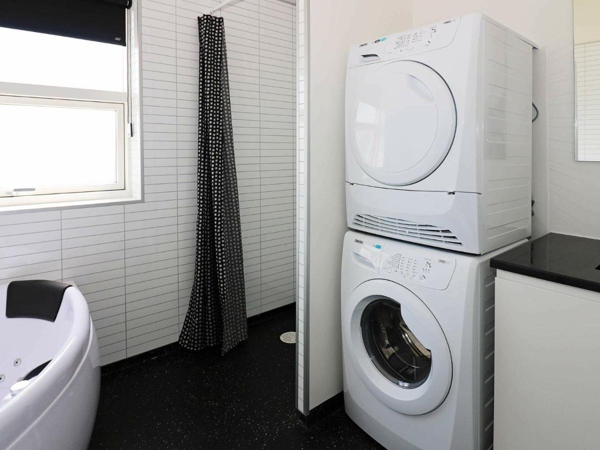 8 Person Holiday Home In Hadsund エクステリア 写真
