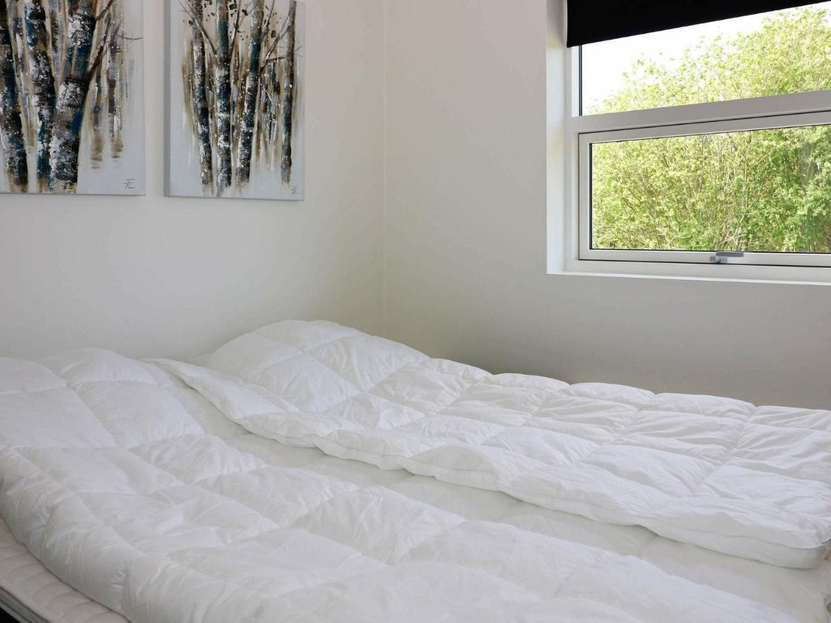 8 Person Holiday Home In Hadsund エクステリア 写真