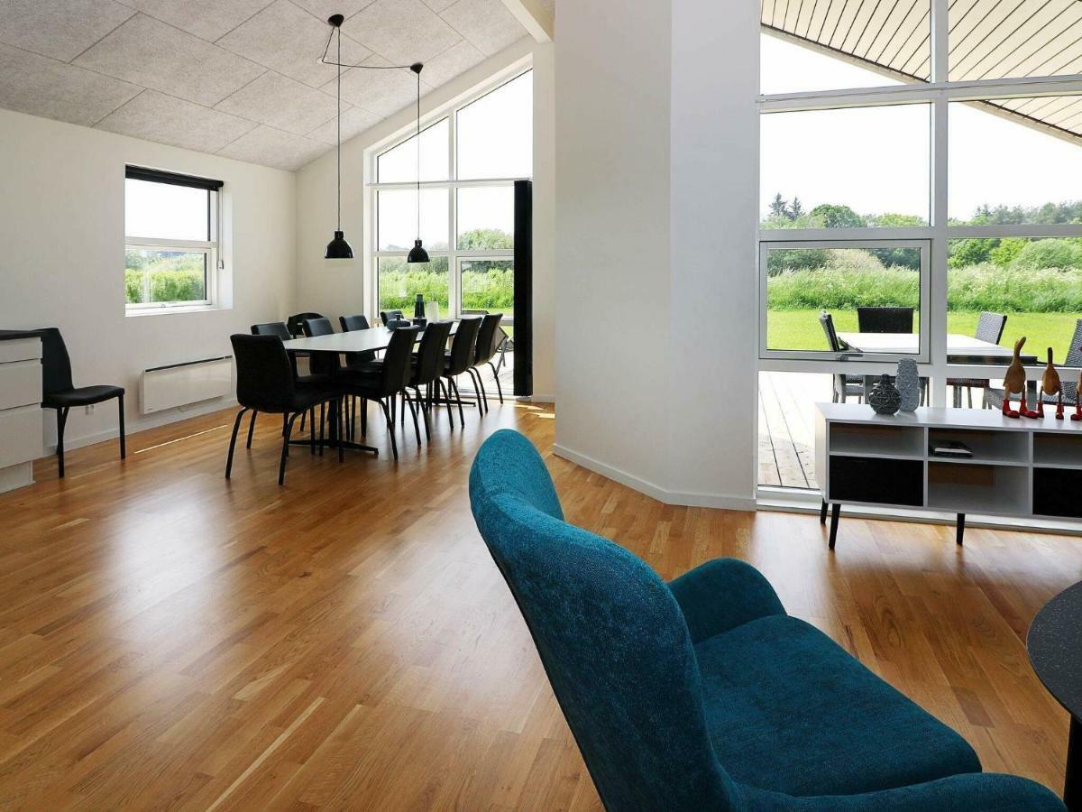 8 Person Holiday Home In Hadsund エクステリア 写真